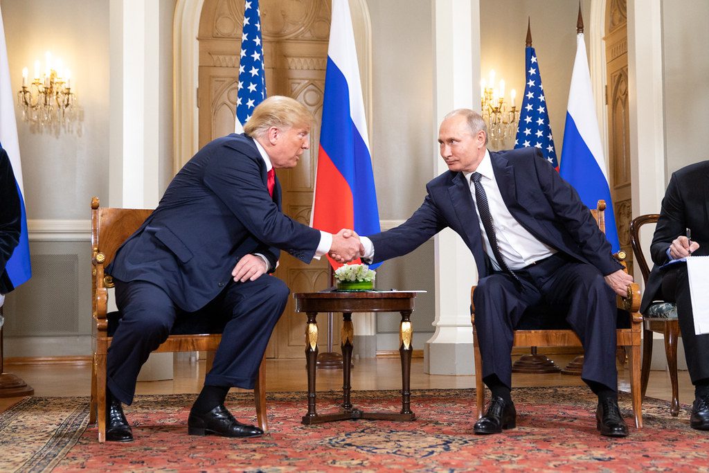 kremlin denies putin-trump phone call reported wp took place presidents donald trump us vladimir putin russia 16 july 2018 official white house shealah craighead flickr/trump archived 42547210635_745a340b4c_b