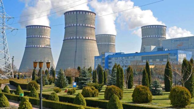 IAEA: Nuclear safety at risk as Ukraine nuclear plants cut