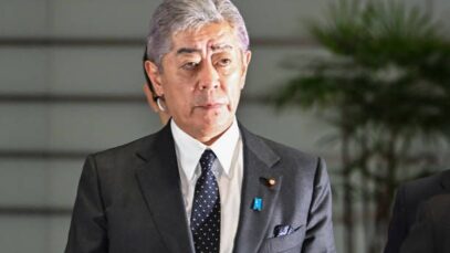 Japanese foreign minister arrives in Kyiv