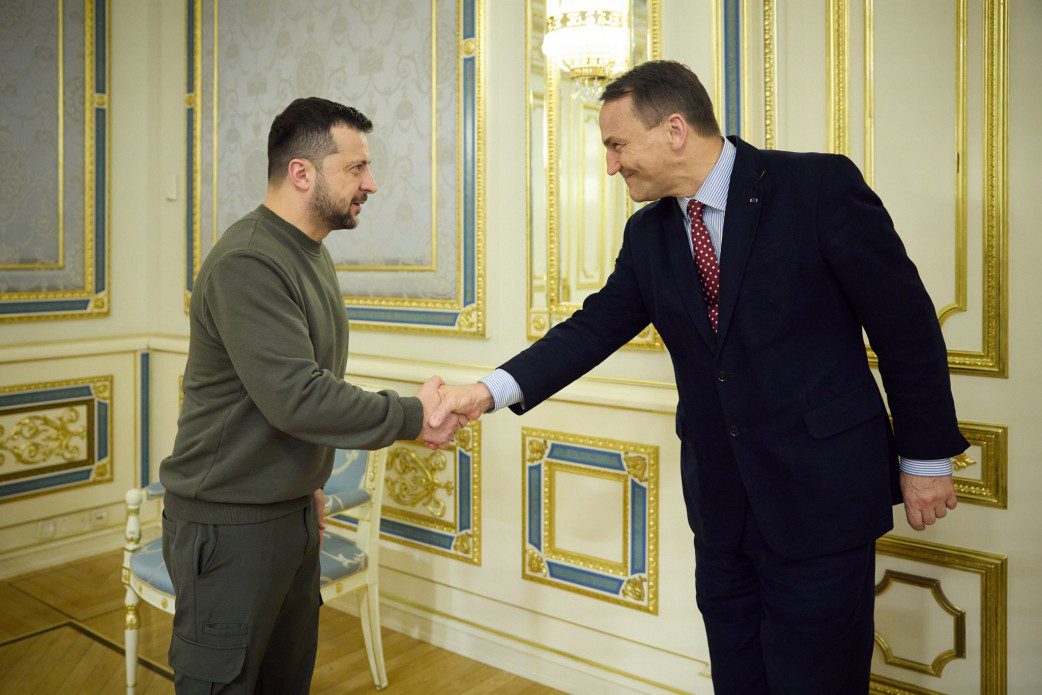 Ukrainian President Volodymyr Zelenskyy during a meeting with Minister of Foreign Affairs of Poland Radosław Sikorski in Kyiv, on 22 December, 2023.