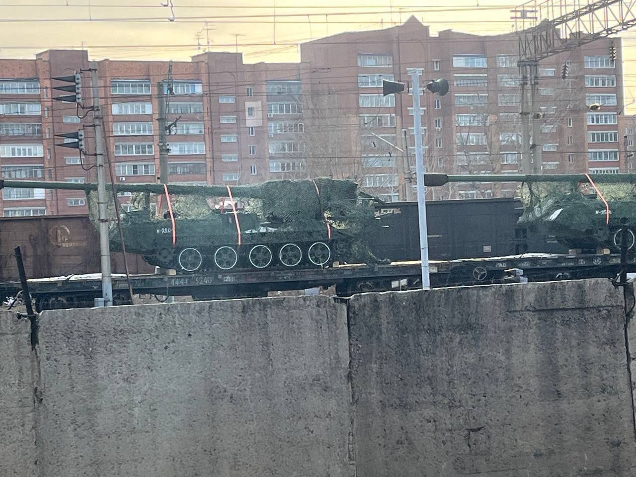 North Korean M1989 Koksan long-range self-propelled artillery spotted in Russia