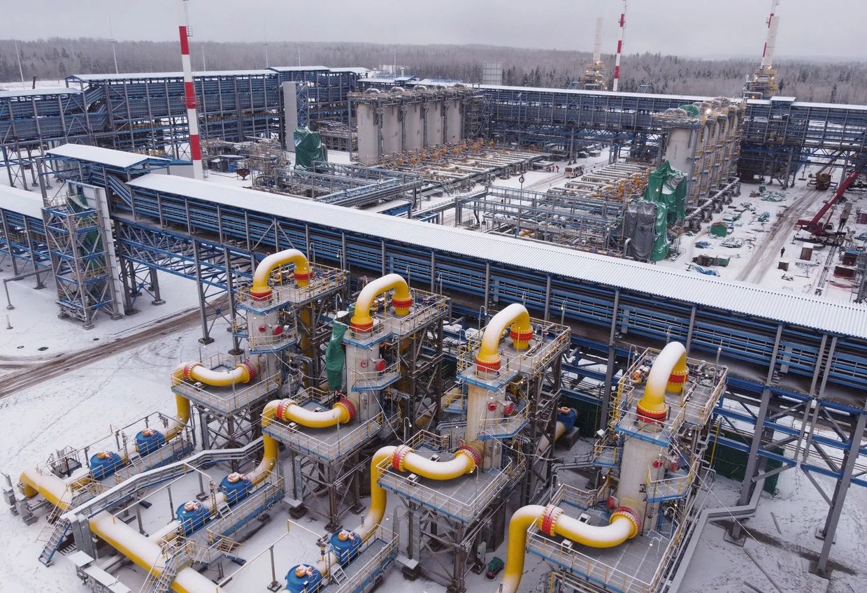 Russia cutting off gas sent to Austria via Ukraine, Austrian gas supplier says