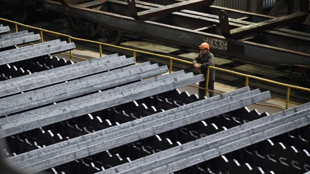 Ukraine developing guided aerial bombs domestically, Chief of Ukrainian Armed