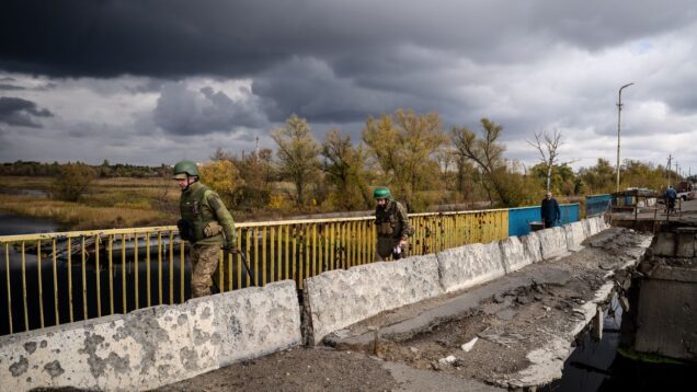 Ukraine pushes back Russian troops from Kupiansk, military says