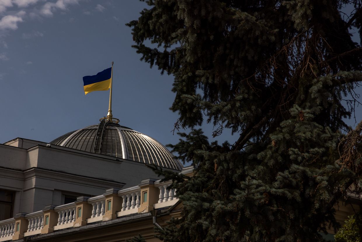 Ukrainian parliament meeting canceled due to credible threat of Russian strike in Kyiv, source confirms