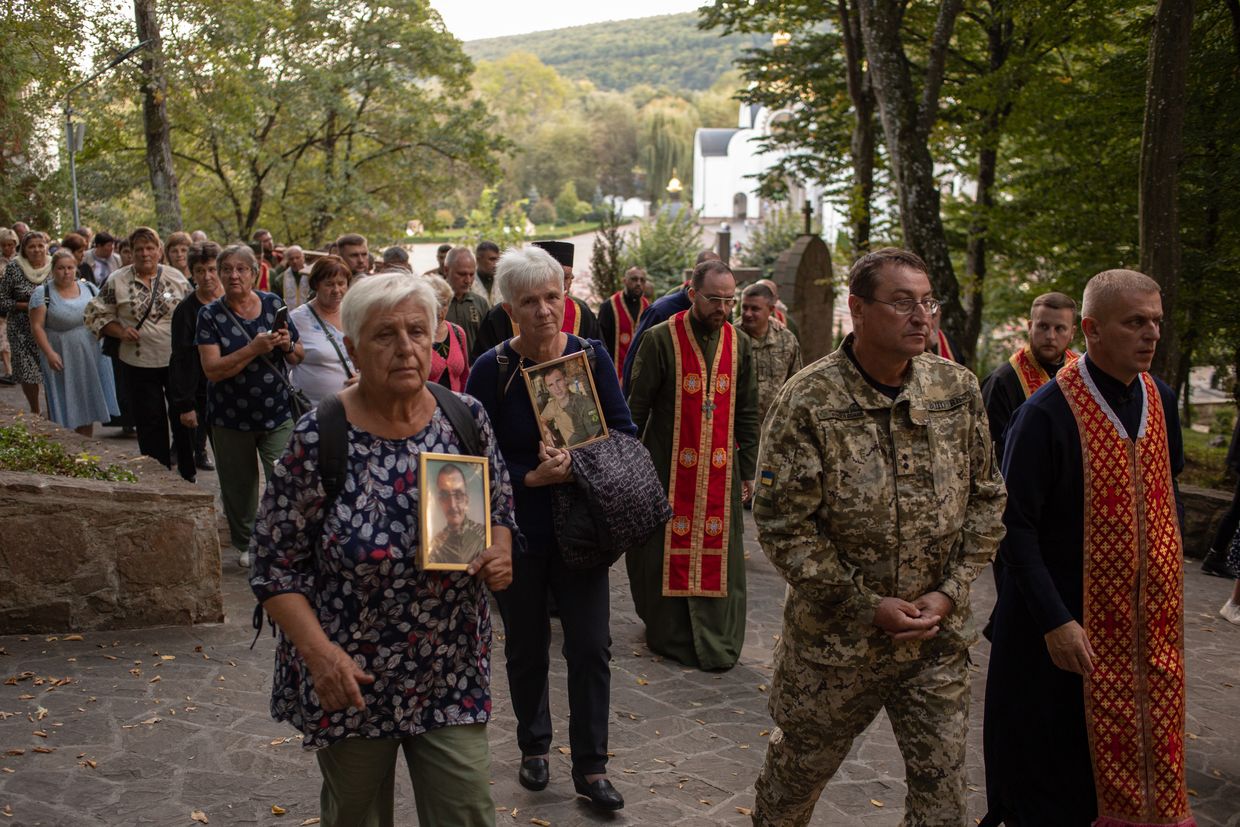 Breakaway churches, spiritual awakenings, prayers in captivity. How war is changing Ukraine’s faith