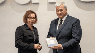 Germany hands over rare Ukrainian films to Ukraine