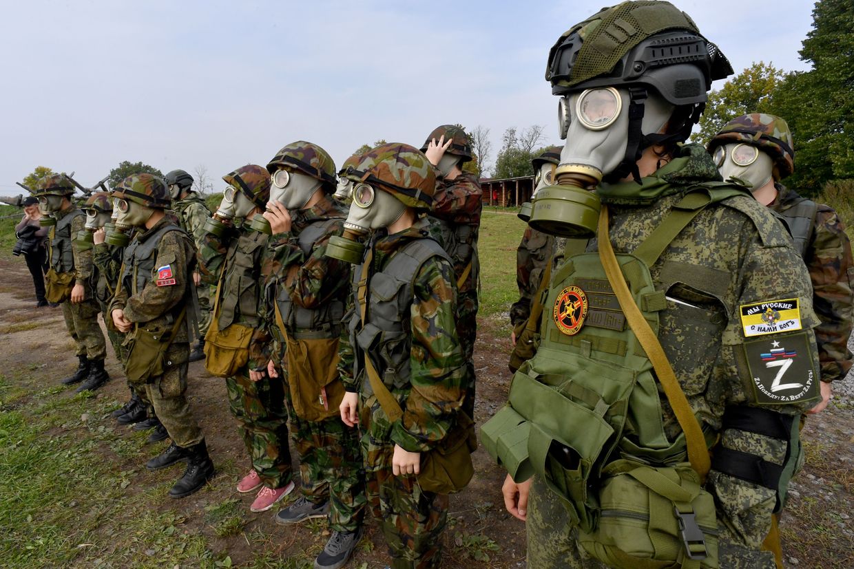 Over 2,000 Ukrainian military personnel hospitalized for chemical poisoning since start of full-scale war, Ukrainian colonel says