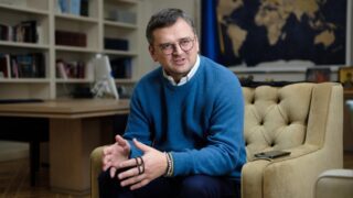 Peace talks require forcing Russia to negotiate over claimed territories,