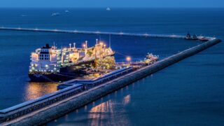 Reuters: Russian LNG behemoth attempts to fix relations with U.S.