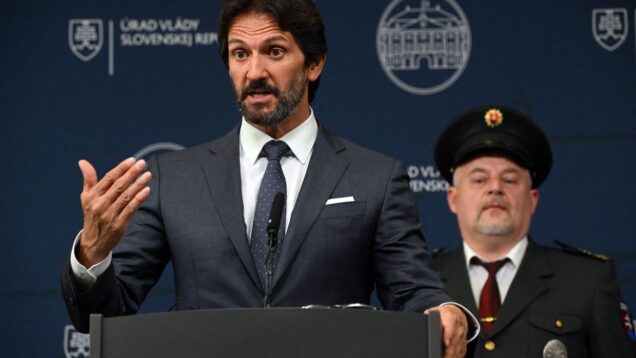 Slovak Defense Minister urges Ukraine to consider territorial concessions for