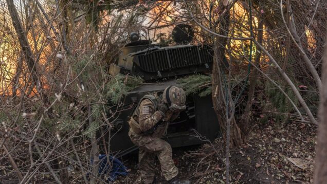 Ukraine resisting Russian encirclement attempts at 4 Donetsk Oblast villages,
