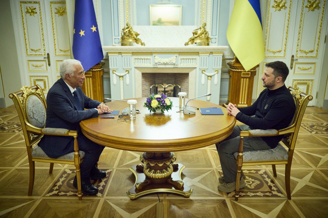 zelenskyy insists ukraine seeks full nato membership including occupied territories ukrainian president volodymyr (r) meeting european council antónio costa (l) kyiv 1 2024 presidentgovua bea6311af0c8505dd7cbf780f3a36c3e_1733060851_extra_large discussed ukraine's prospects during press