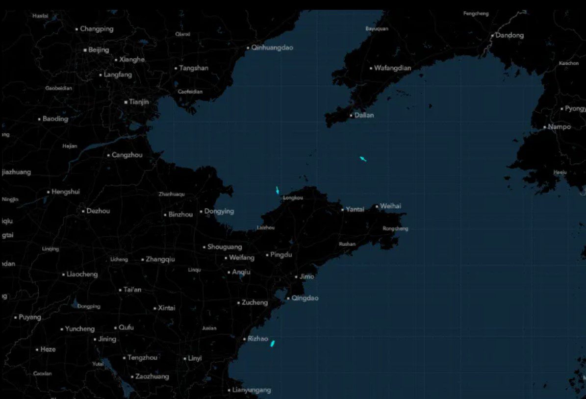 Bloomberg: Three tankers with 2M barrels of Russian oil stranded off China as US sanctions bite