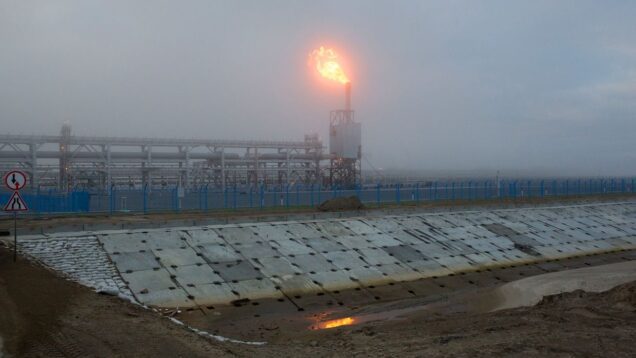 EU plans to eliminate Russian fossil fuels, aims to end