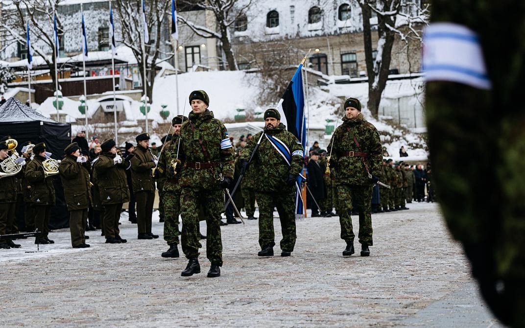 estonia plans guard energy sites during break russian grid estonian defense league members kaitseliitlased deploy local kaitseliit volunteer force alongside police border officials protect infrastructure national power grid's desynchronization russia