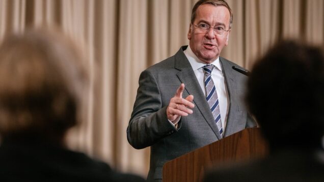 Germany may consider sending peacekeeping troops to Ukraine, defense minister