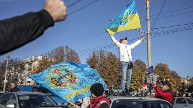 Number of Ukrainians open to territorial concessions rises to 38%,