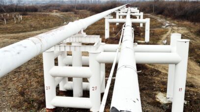 Poroshenko's party urges ban on Russian oil transit via Ukraine