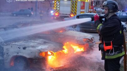 Russian attack on Zaporizhzhia industrial site kills 1, injures at