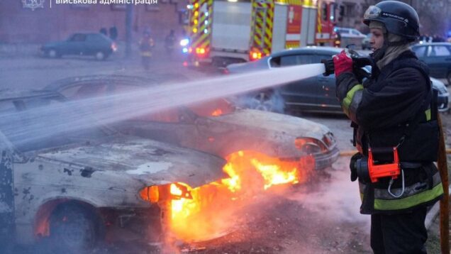 Russian attack on Zaporizhzhia industrial site kills 1, injures at