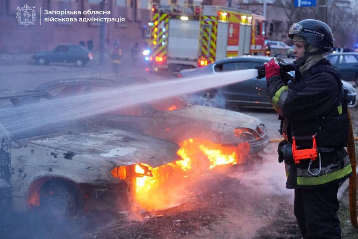 Russian attack on Zaporizhzhia industrial site kills 1, injures at least 30