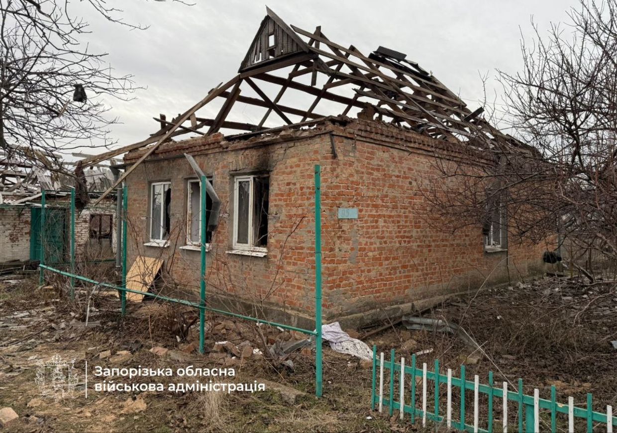 Russian attacks against Ukraine kill 2, injure 13 over past day