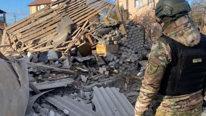 Russian attacks against Ukraine kill 2, injure 19 over past