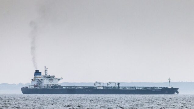 UK, US sanctions force Russia's oil tankers to reflag, Bloomberg