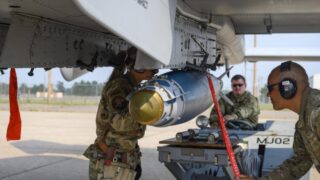 US reportedly develops advanced missile-bomb for Ukraine with 463 km