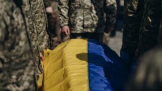 Ukraine returns bodies of 757 fallen defenders