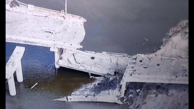 Ukrainian MiG-29 Destroys Oleshky Bridge with AASM Hammer Bomb