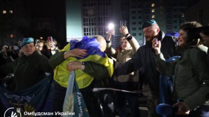 95 Ukrainian defenders return from Russian captivity, including Azov fighters