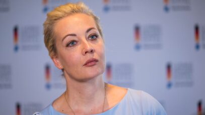 Alexei Navalny's widow Yulia says she will run for president