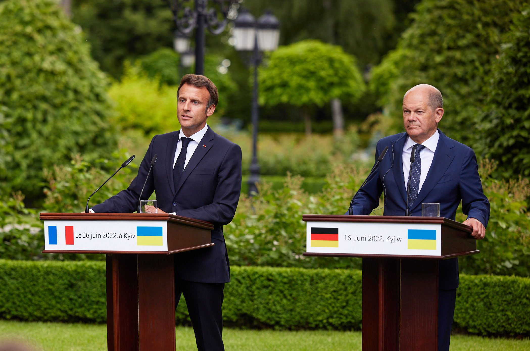 Bloomberg: France and Germany skeptical of plan to override Hungary's veto on Ukraine aid