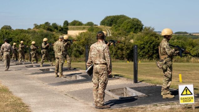 Britain may send military instructors to western Ukraine to train