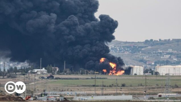 Crimea: 1047 residents evacuated due to fire at oil depot