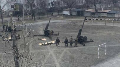 Severodonetsk, 122-mm D-30 howitzers of the Armed Forces of Ukraine