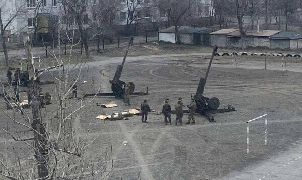Severodonetsk, 122-mm D-30 howitzers of the Armed Forces of Ukraine