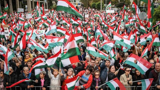 Hungarians protest 'ruling party propaganda,' demand more media freedom
