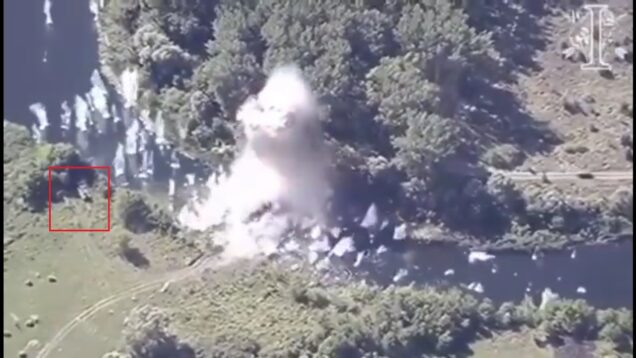 Kursk: Bridge and Pontoons Hit by HIMARS, Russian APC Hits