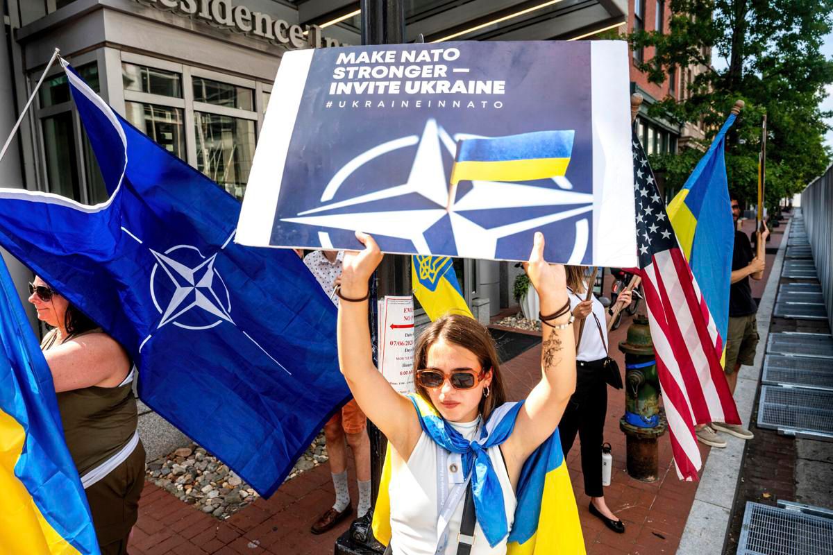 Ukrainian rally USA Washington DC NATO