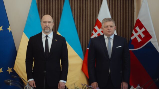 PM Shmyhal meets Slovak counterpart Fico near Ukraine's Uzhhorod