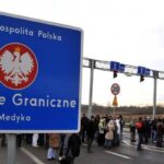 polish farmers resume ukrainian border blockade medyka-shehyni crossing until year-end poland's medyka checkpoint lowcosterinua