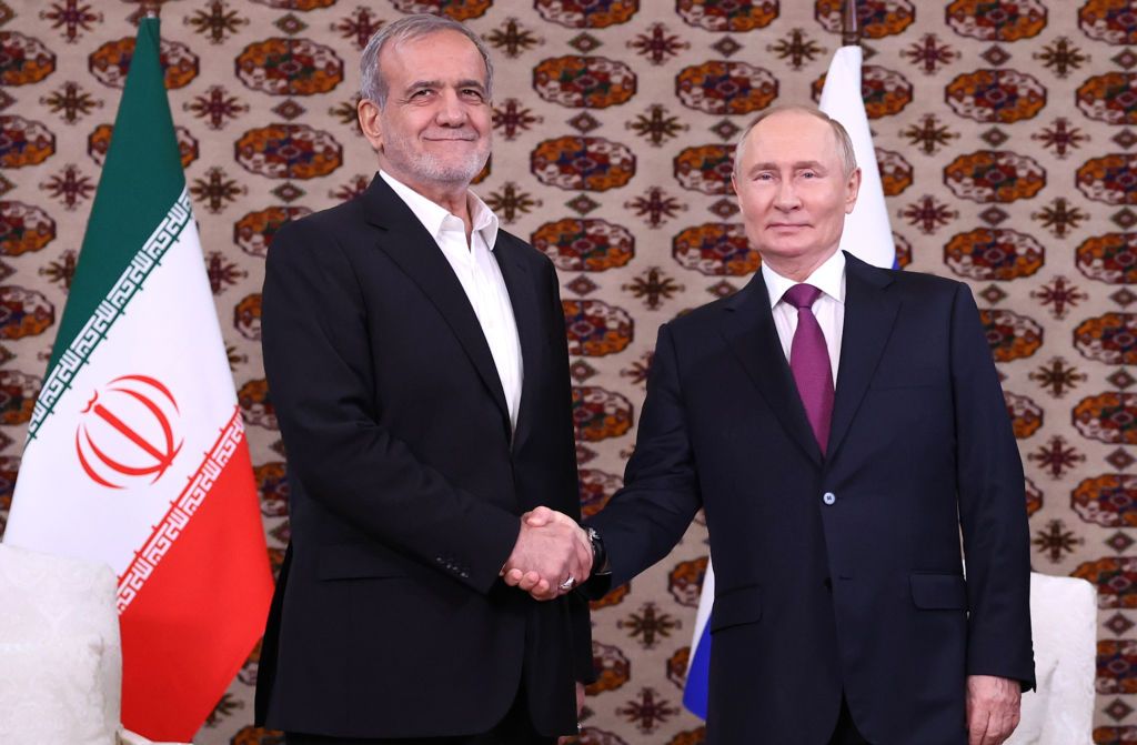 Putin meets with Iranian President Pezeshkian for first time