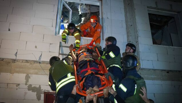 Russia attacks on Ukraine overnight, killing five people, injuring 10