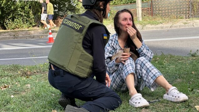 Russia bombards Ukraine with 800 guided bombs, 400 drones, 20