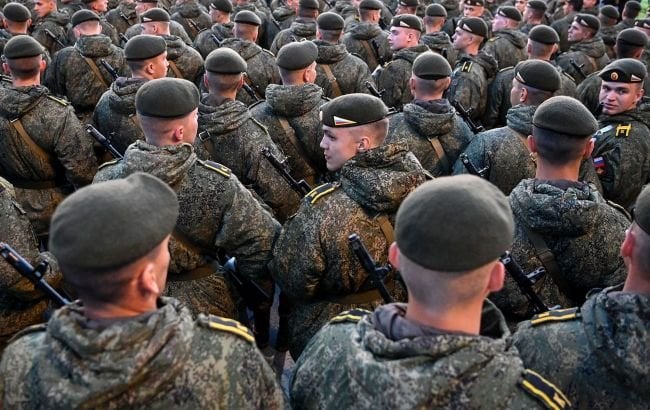 Russia plans to recruit 225,000 contract soldiers annually