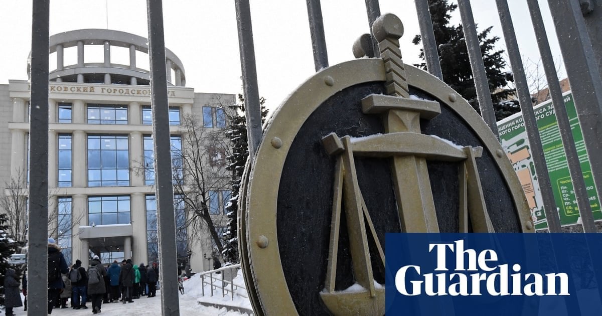 Russian court sentences 72-year-old American for fighting for Ukraine | Steven James Hubbard given six years and 10 months in prison, but family cast doubt on his reported confession