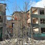 Russian guided bombs target school in Kherson, injuring 18 civilians